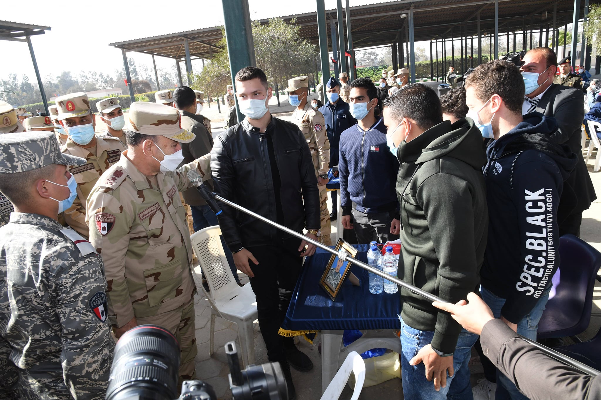 رئيس أركان حرب القوات المسلحة يتفقد الكلية الحربية ويلتقى بالطلبة المستجدين وأسرهم