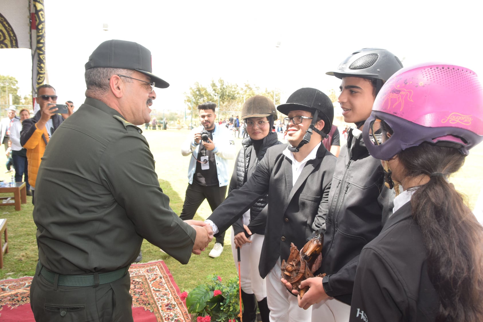 القوات المسلحة تنظم مهرجان احتفالاً بيوم الشهيد