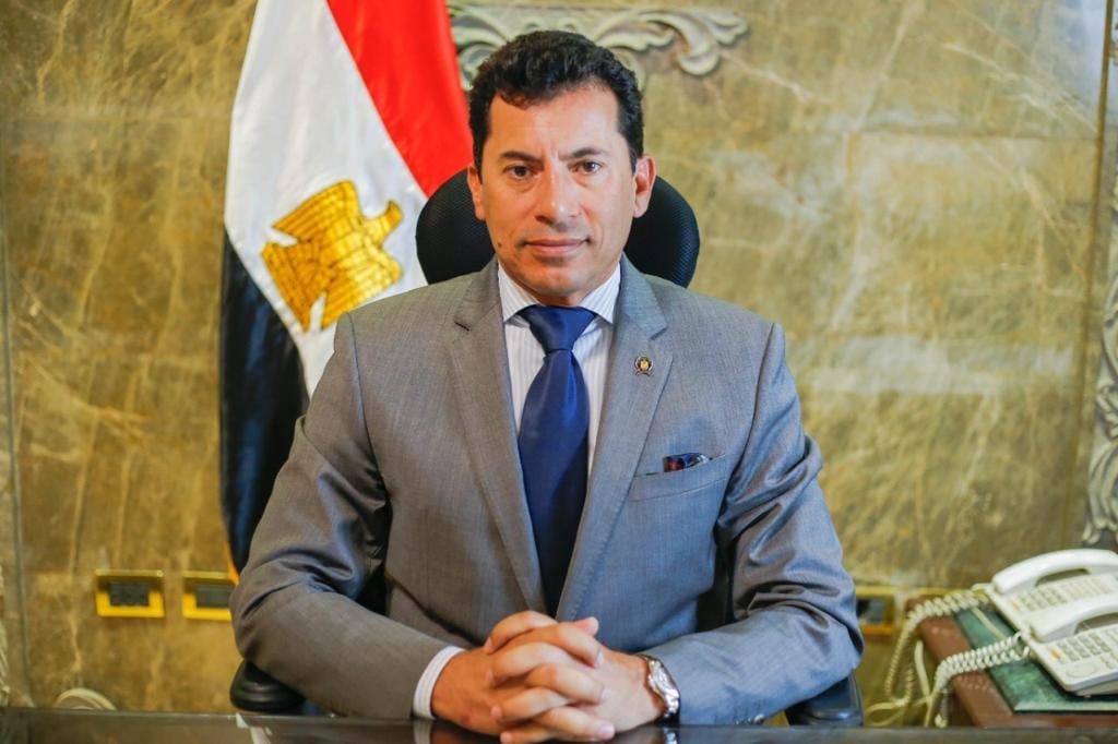 وزير الرياضة يهنئ رئيس الاتحاد المصري للجمباز بالنتائج الأخيرة المُميزة  بتونس