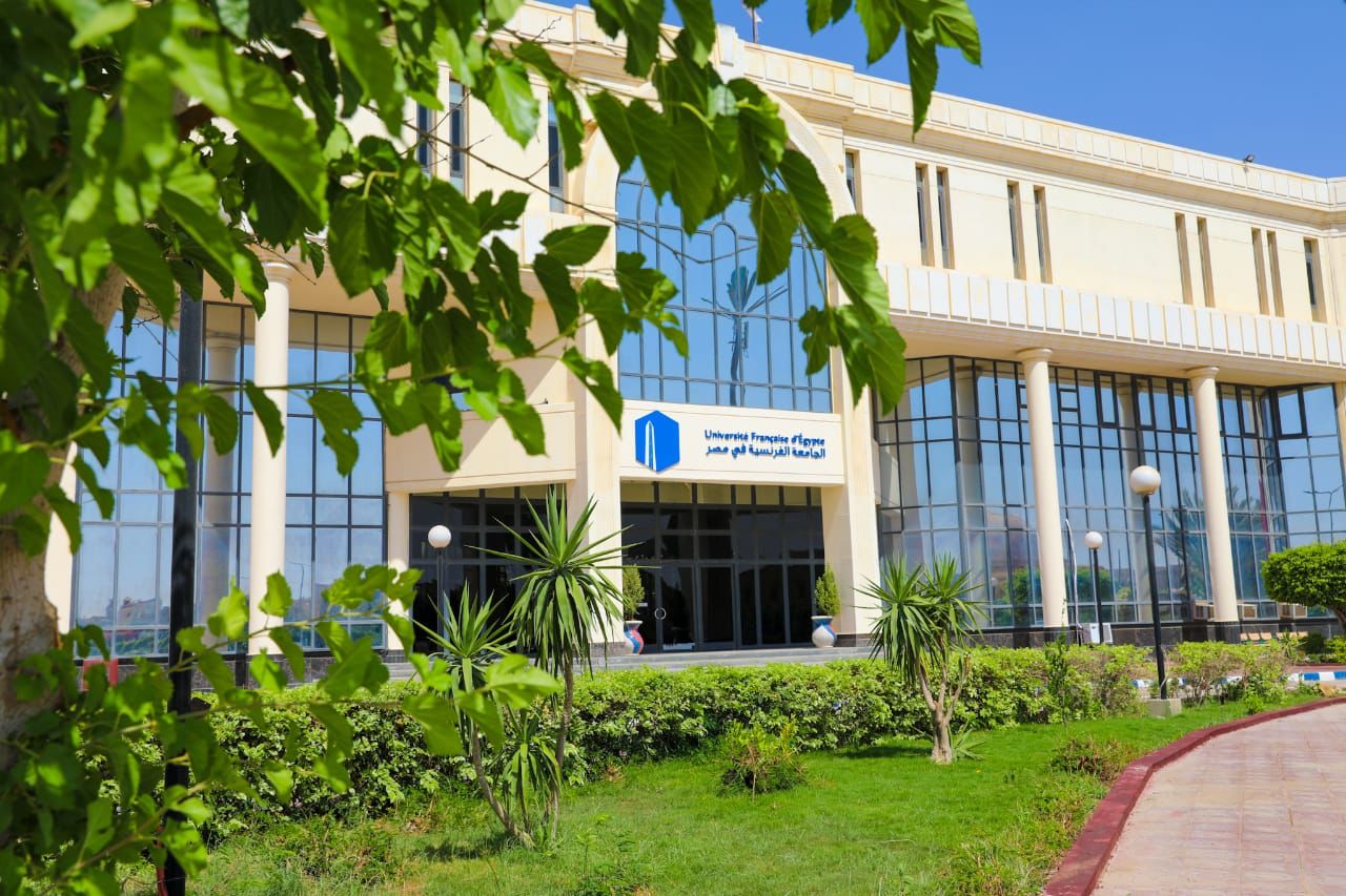 الجامعة الفرنسية بمصر (UFE) تمنح درجة البكالوريوس من جامعة السوربون الجديدة Sorbonne Nouvelle في ٣ سنوات فقط والمعتمدة من المجلس الأعلى للجامعات