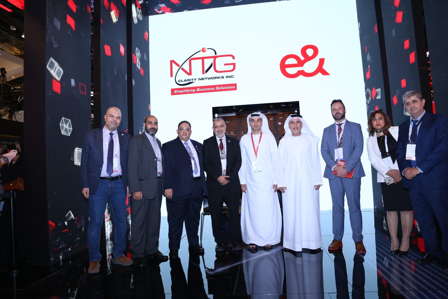 NTG Clarity توقع مذكرة تفاهم مع Etisalat Services Holding  على هامش جيتكس جلوبال 2022 