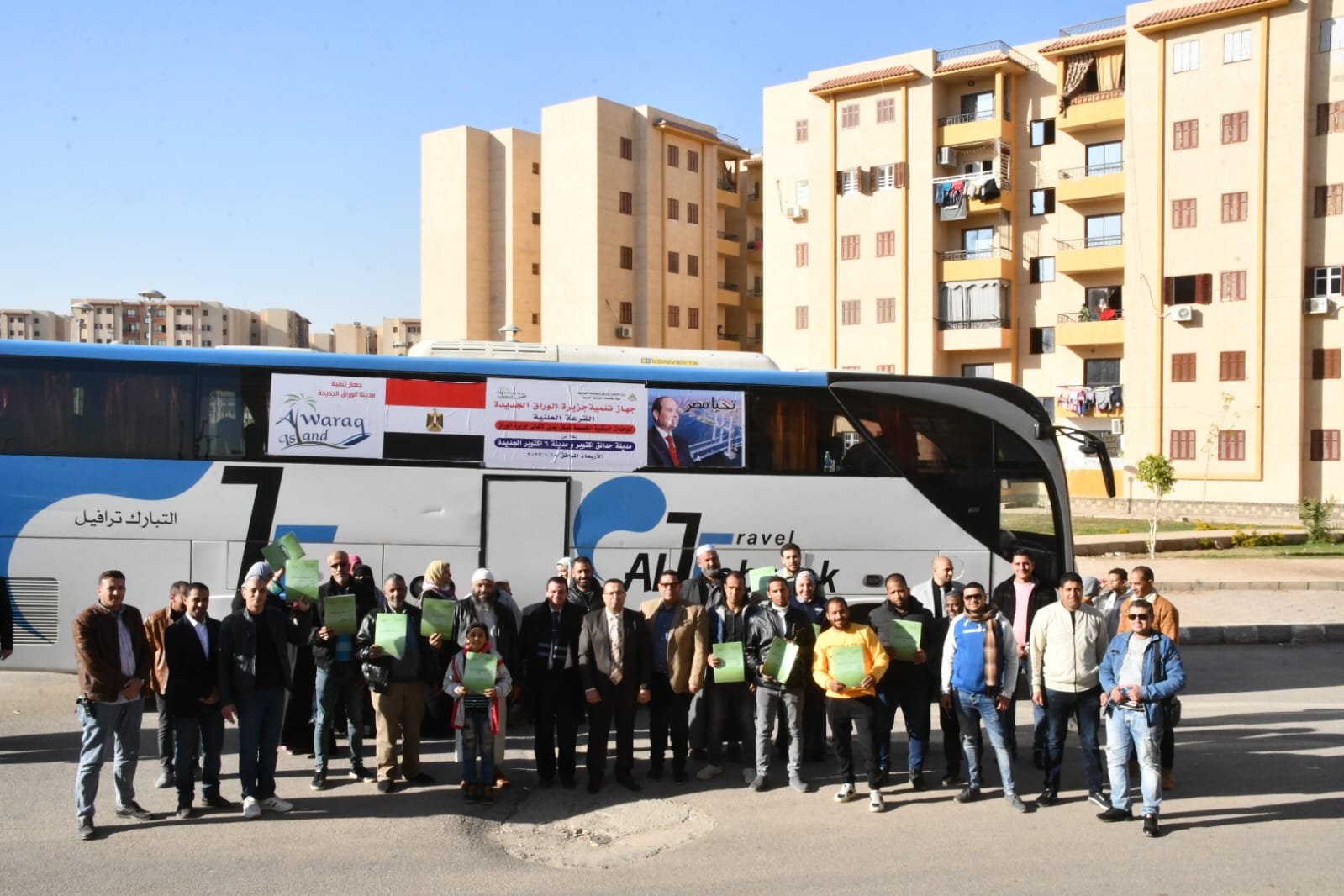 «الوراق الجديدة» ينظم زيارة ميدانية للمستفيدين بـ28 وحدة سكنية بديلة بمدينتي حدائق أكتوبر وأكتوبر الجديدة