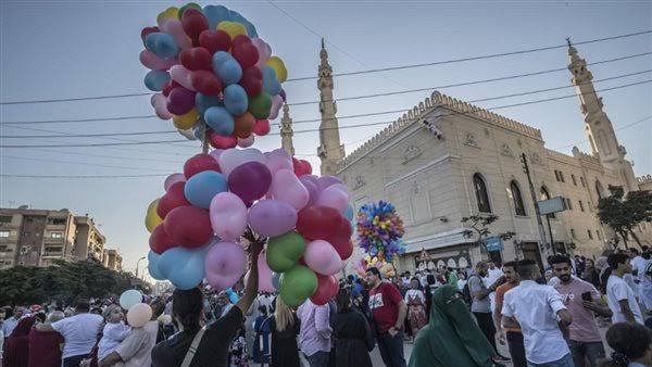 الطقس يسمح بالخروج للحدائق والمتنزهات والاستمتاع بثانى أيام العيد