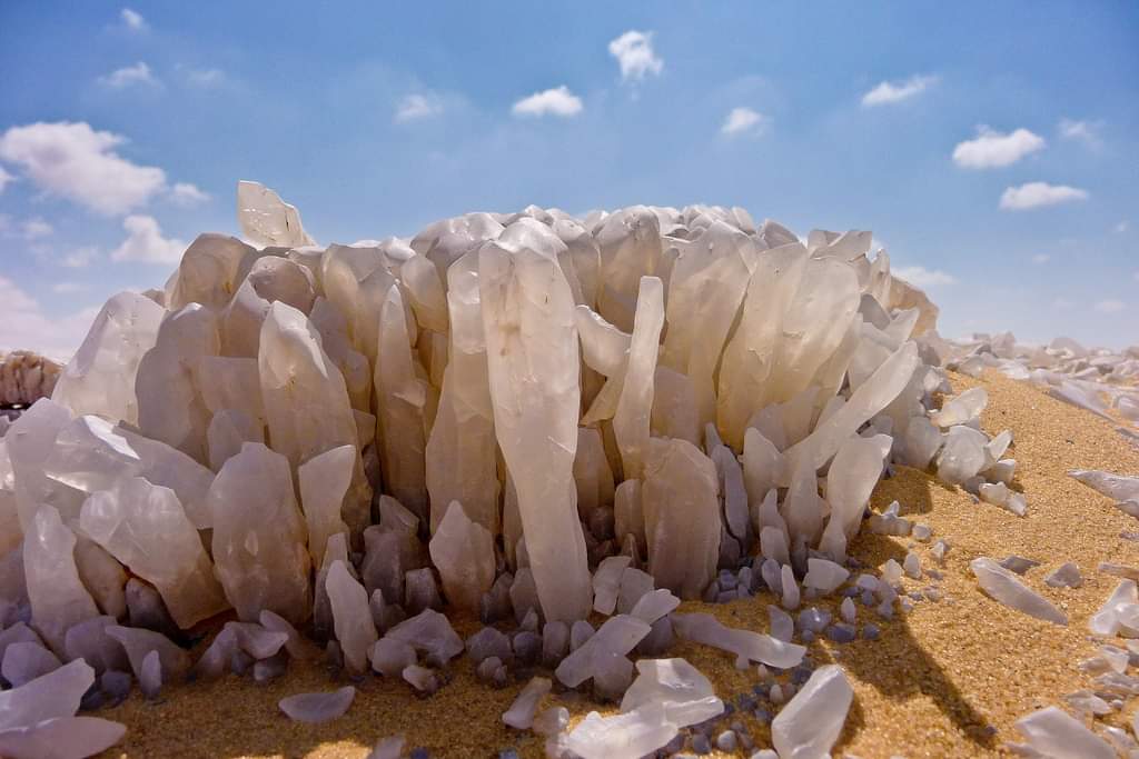 جبل الكريستال فى مصر.. من اغلى جبال العالم