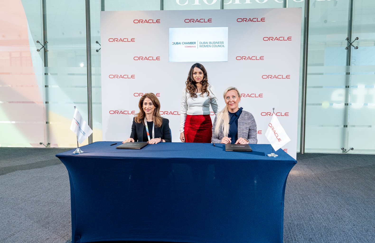 مجلس سيدات أعمال دبي وOracle يطلقان مبادرة مشتركة لتطوير مهارات 500 من رائدات الأعمال بالذكاء الاصطناعي