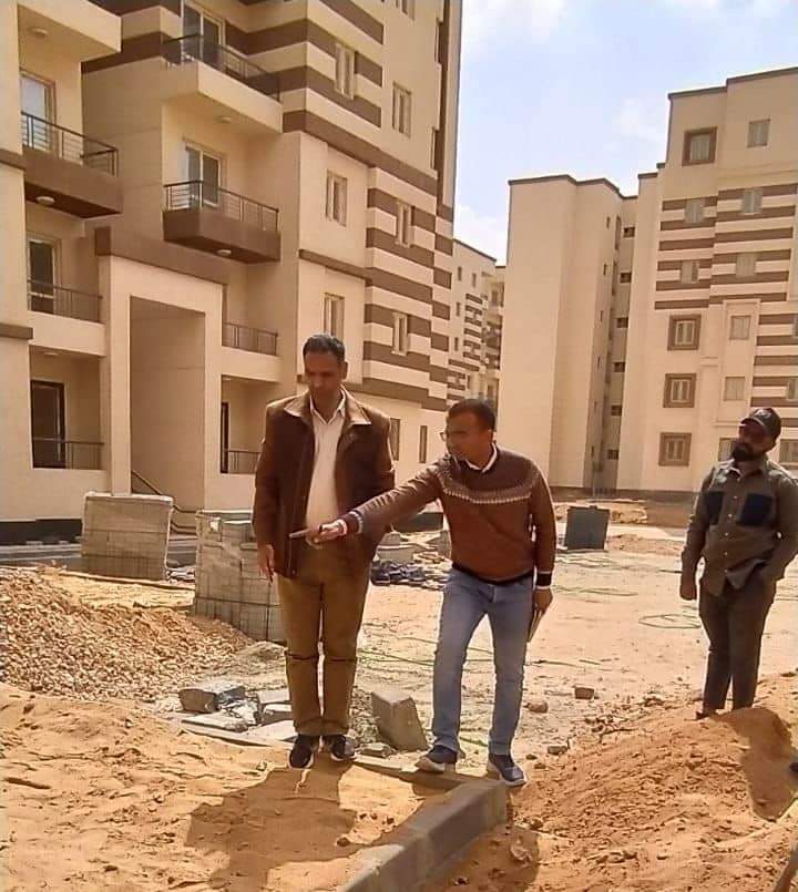 الجزار يتابع مشروعات البنية التحتية بالقاهرة الجديدة والعاصمة الإدارية