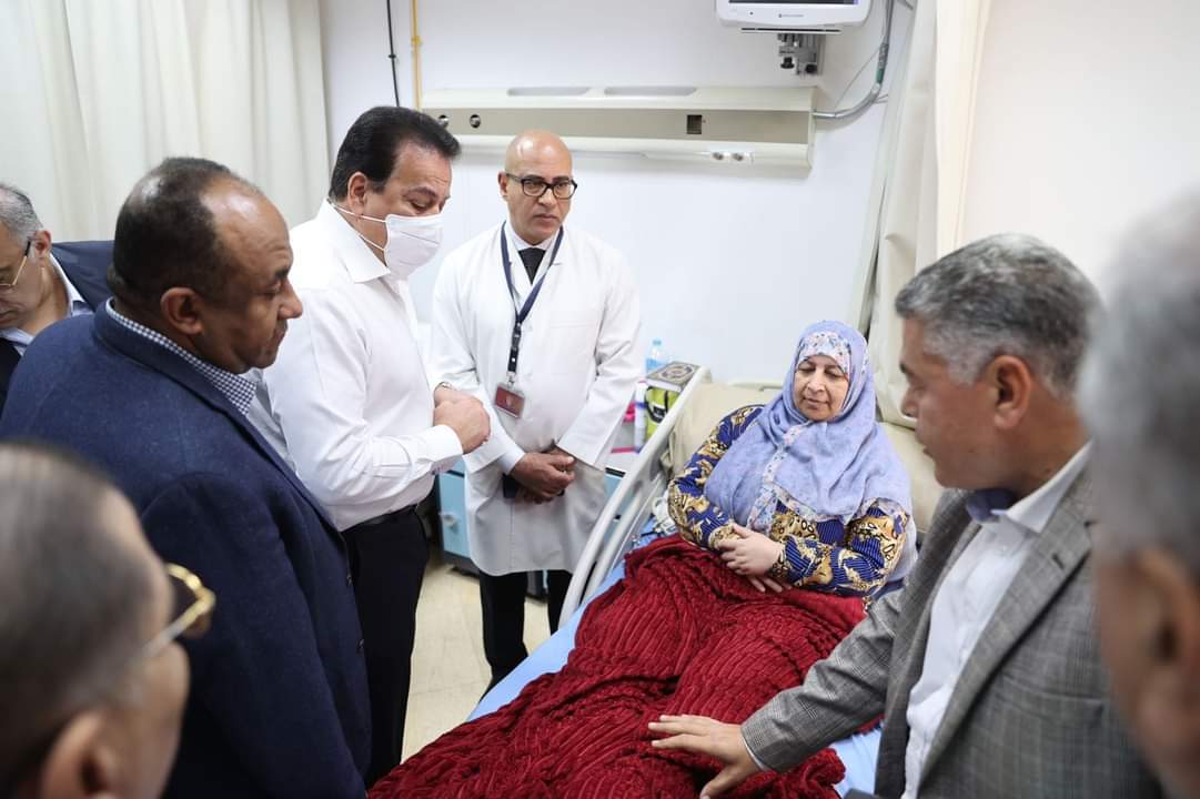 عبد الغفار يتفقد مشروع مجمع الرعايات المركزة في 3 مستشفيات بمحافظتي القاهرة والقليوبية