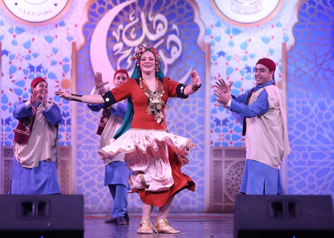 فرقة رضا تبهر الجمهور في ختام برنامج ليالى «هل هلالك ٨»