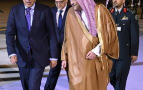 مدبولى يصل الرياض للمشاركة في المنتدى الاقتصادي العالمي