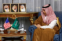 وزير خارجية السعودية: يدعو إلى التهدئة ووقف إطلاق النار في غزة