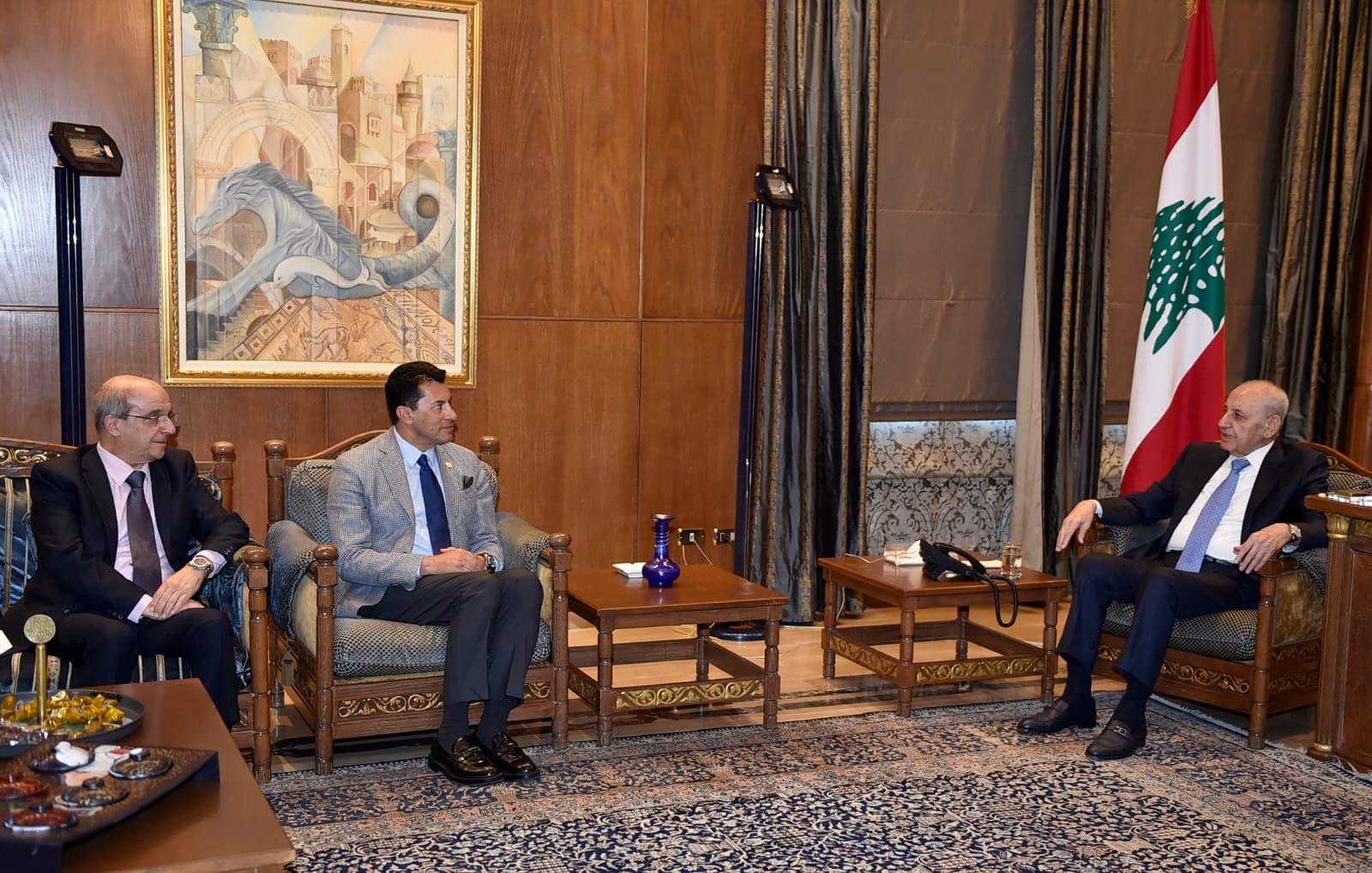 صبحى يلتقي رئيس مجلس النواب اللبناني