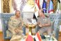 رئيس الأركان يلتقى رئيس هيئة الأركان بقوة دفاع البحرين