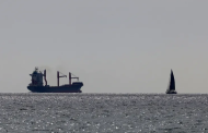 سفينة مساعدات تغادر قبرص متجهة إلى رصيف بنته أمريكا قبالة غزة