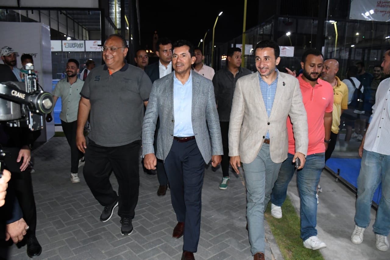 وزير الشباب يشهد أول نسخة من دوري البادل المصري بالإسكندرية