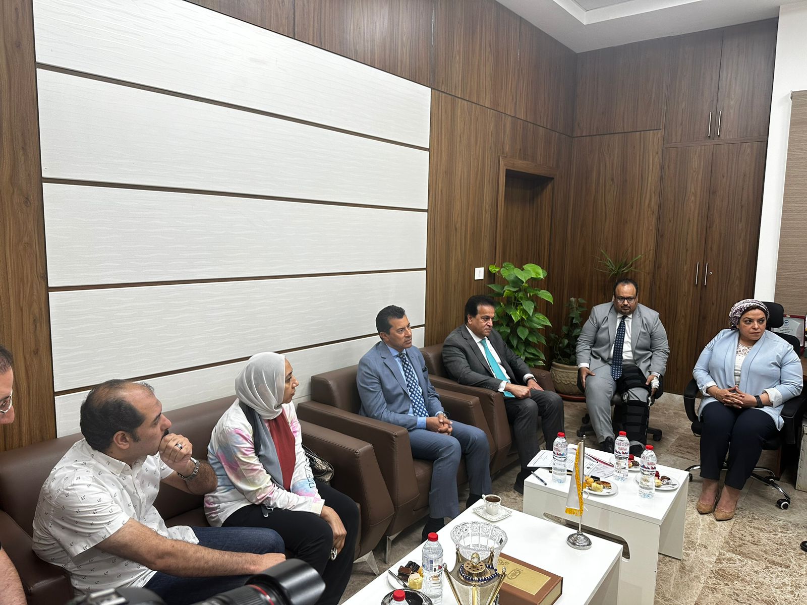وزيرا الرياضة والصحة يتابعان حالة السباحة شذي نجم في مستشفي معهد ناصر