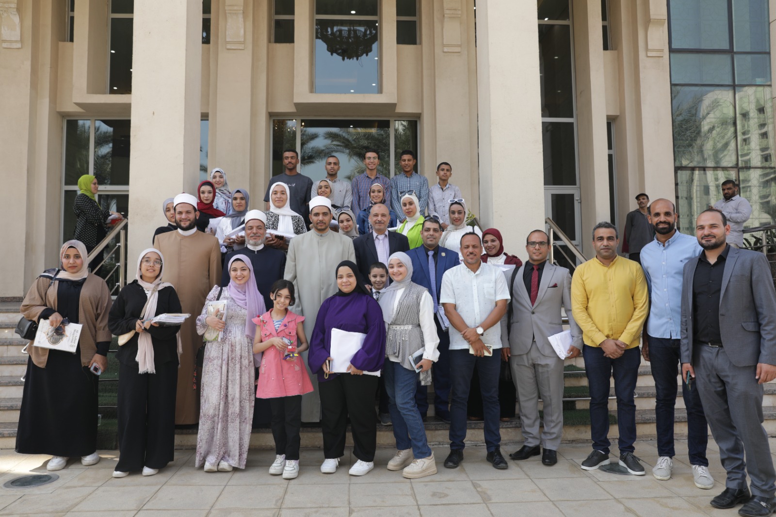 وزارة الشباب : تنظم زيارة أولى وفود الشباب المشارك في المرحلة الثانية من مبادرة «نوِّر فكرَك.. ابنِ وعيَك»