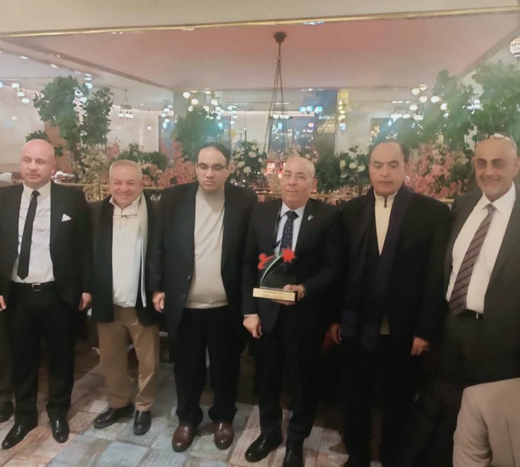 تكريم رئيس الاتحاد المصري للكاراتيه في البطولة العربية بالأردن