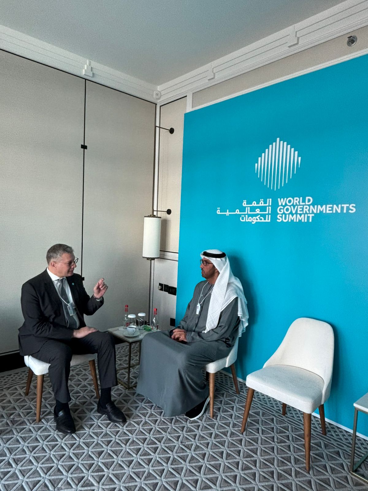 بدوى يستعرض الفرص الاستثمارية المتاحة في قطاع البحث والاستكشاف للغاز الطبيعي مع الإمارات