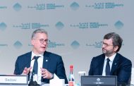 بدوي يستعرض جهود ومبادرات كفاءة الطاقة بقطاع البترول المصري مع الإمارات