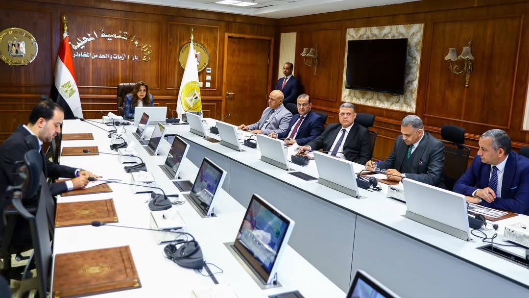 عوض : تقييم شامل لجميع القيادات بالمحافظات بعد عيد الفطر