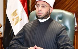 الأزهرى يهنئ إيمان جمال فاروق لفوزها بالمركز الرابع في مسابقة الملك عبد العزيز الدولية