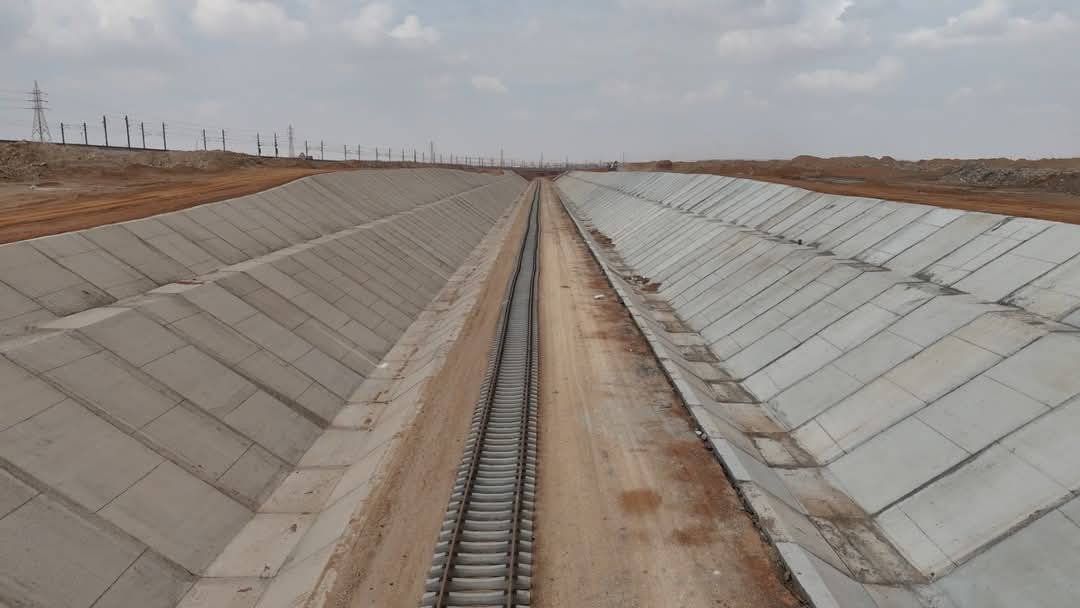 أبرز المعلومات حول مشروع إنشاء وتنفيذ خط سكة حديد الروبيكى/ العاشر من رمضان/ بلبيس
