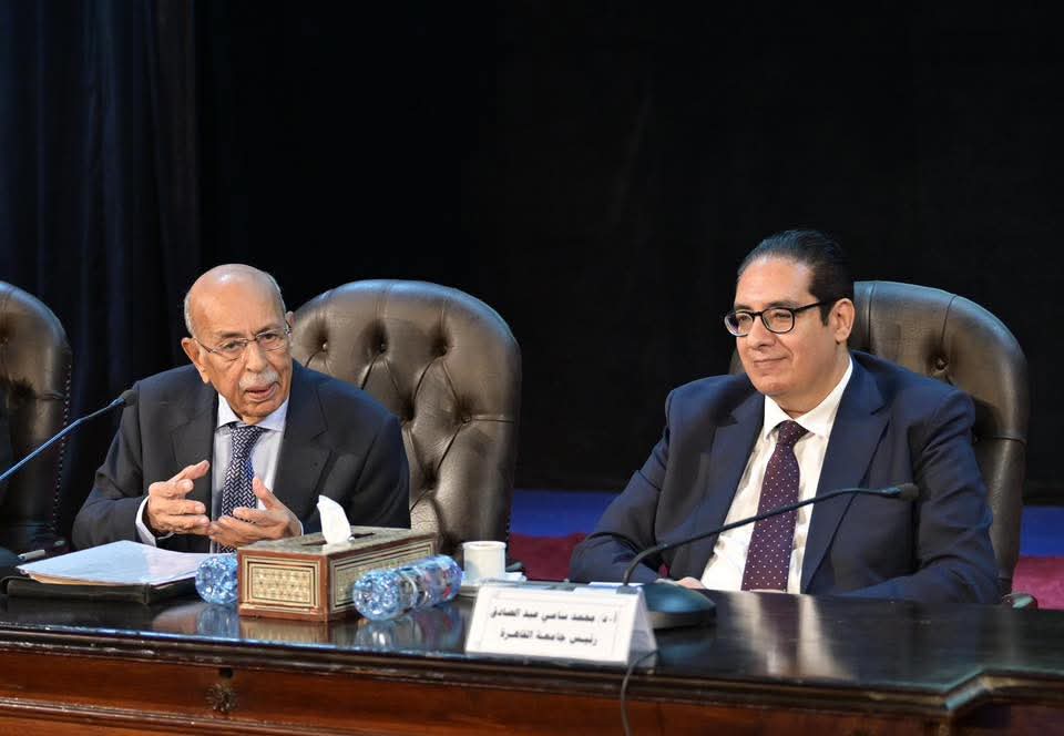 محاضرة تاريخية للدكتور مفيد شهاب حول ملحمة استرداد طابا