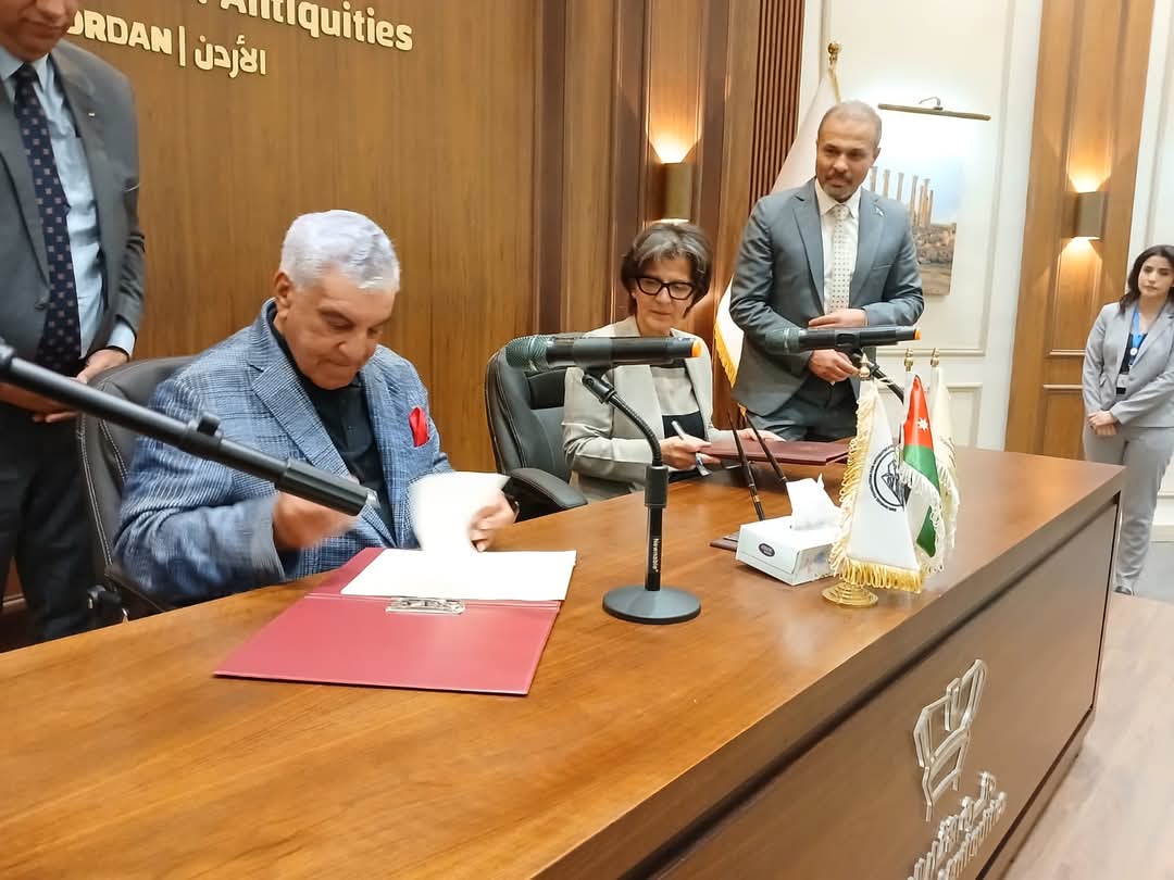 زاهي حواس يعلن من الأردن عن كشف أثري للملك رمسيس الثالث بوادي رم جنوب المملكة