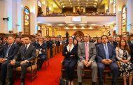 وزيرة البيئة تهنئ أقباط مصر بعيد القيامة المجيد وتشاركهم الاحتفال بالكنيسة الإنجيلية