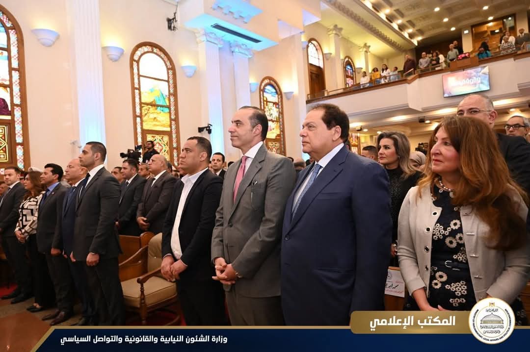 فوزى يشارك في احتفالية الطائفة الإنجيلية بعيد القيامة المجيد في كنيسة قصر الدوبارة