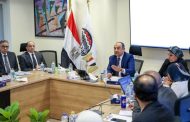 شيمى يتابع مستجدات العمل في مشروعات شركات «القابضة للتشييد»