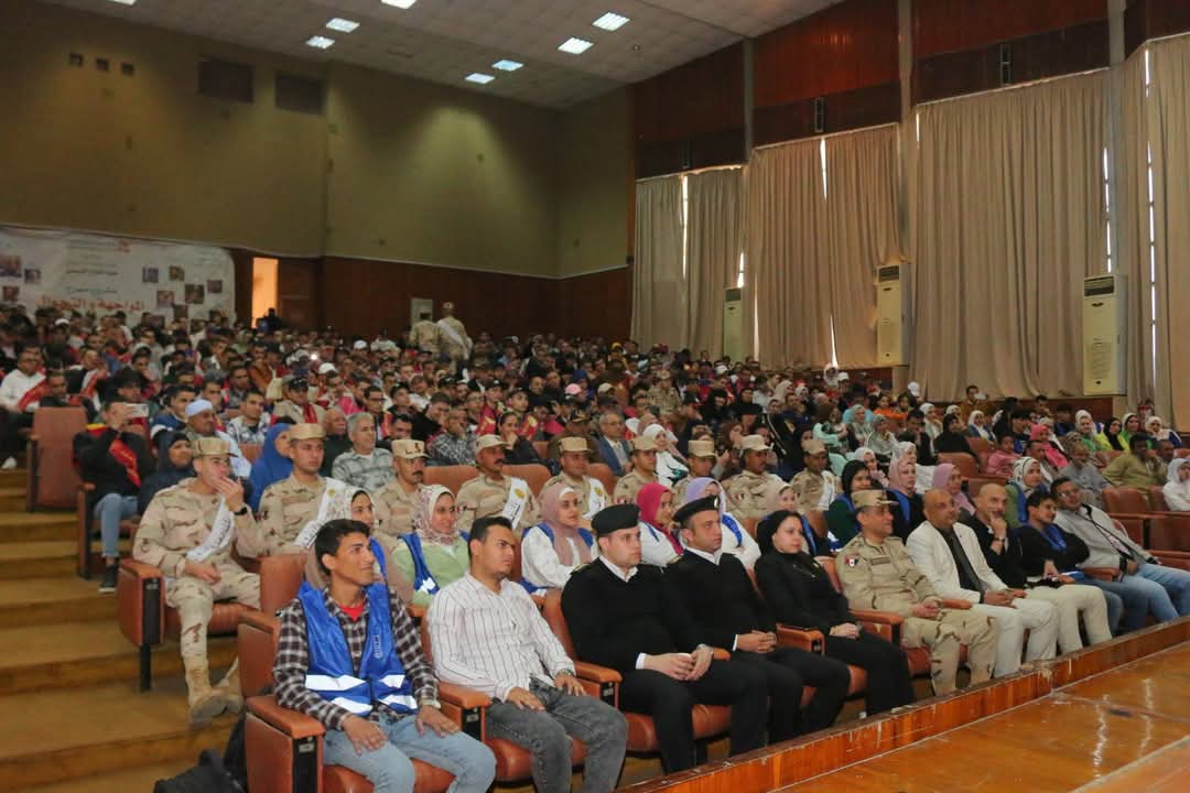 مسرح المواجهة والتجوال .. يصل قرى حياة كريمة علي مستوى المحافظات