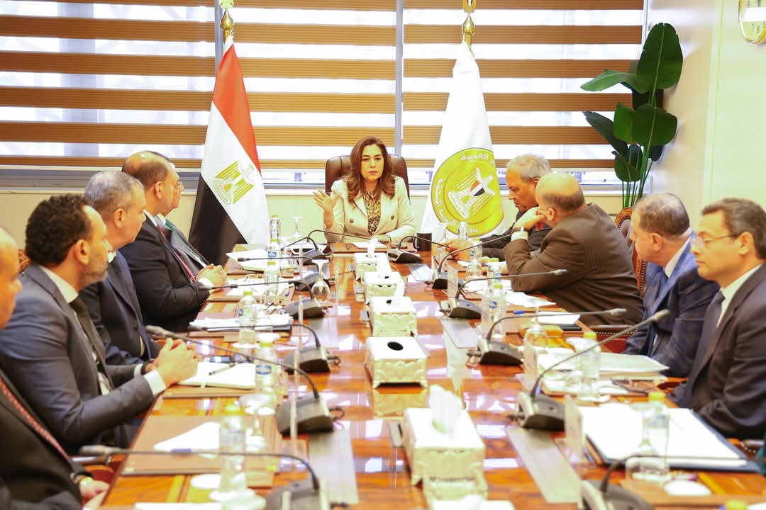 د. عوض : الحرص على تحسين كفاءة الإنفاق والاستثمار والاهتمام بالاحتياجات للمواطن