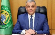 محافظ الإسماعيلية يهنئ البابا تواضروس الثاني والأقباط بمناسبة عيد القيامة