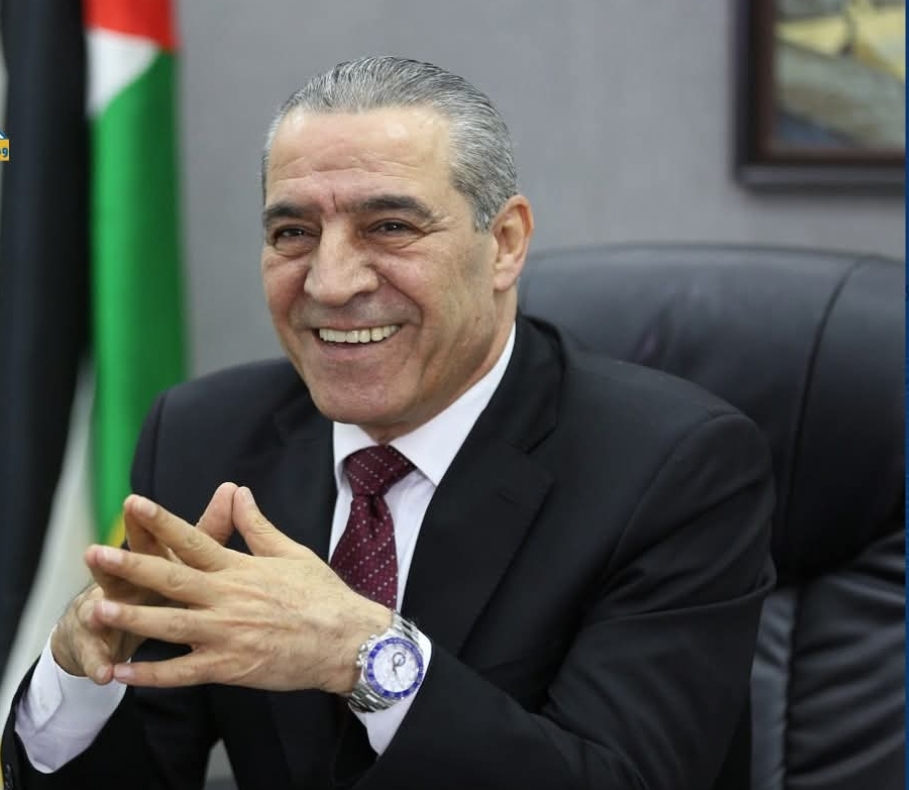 تنفيذية منظمة التحرير.. تصادق على تعيين حسين الشيخ نائبا للرئيس الفلسطيني