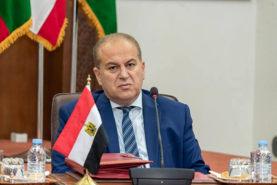 سفير مصر بالمغرب يشيد بدور جلالة الملك، رئيس لجنة القدس، في دعم القضية الفلسطينية