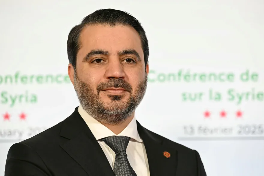 الشرع يتوجه إلى الإمارات في ثاني زيارة كرئيس لسوريا لدولة خليجية