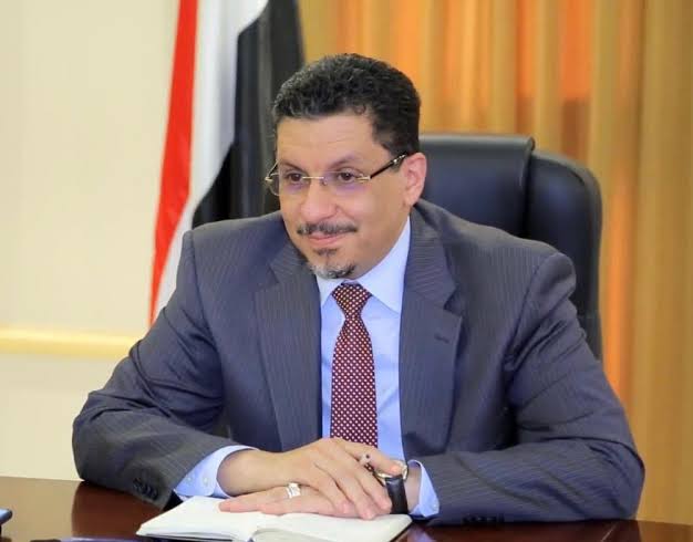 رئيس الوزراء اليمني يشيد بالدعم النوعي للهيئات السعودية الإنسانية في دعم العملية التنموية باليمن