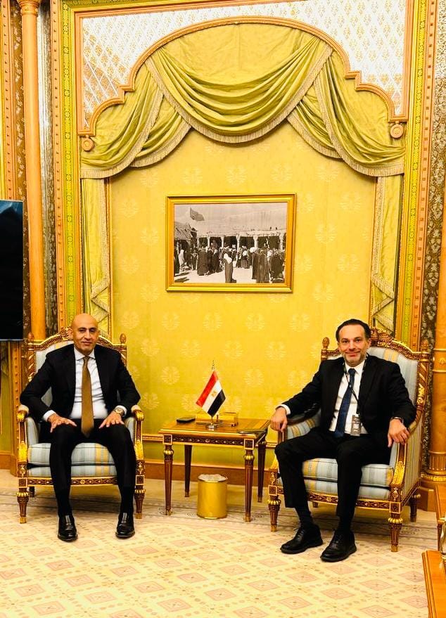 عبد اللطيف يبحث مع رئيس قسم التعليم بشركة جوجل لمنطقة الشرق الأوسط وشمال أفريقيا سبل التعاون في مدارس التكنولوجيا التطبيقية والمنصات التعليمية