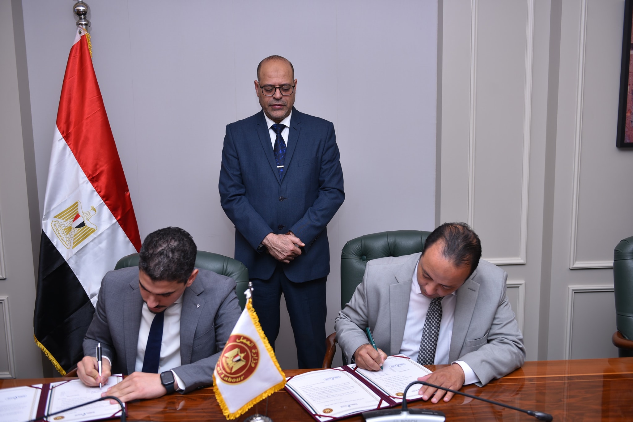وزير العمل يشهد توقيع بروتوكول تعاون بين الوزارة وأكاديمية العربية للتدريب السعودية