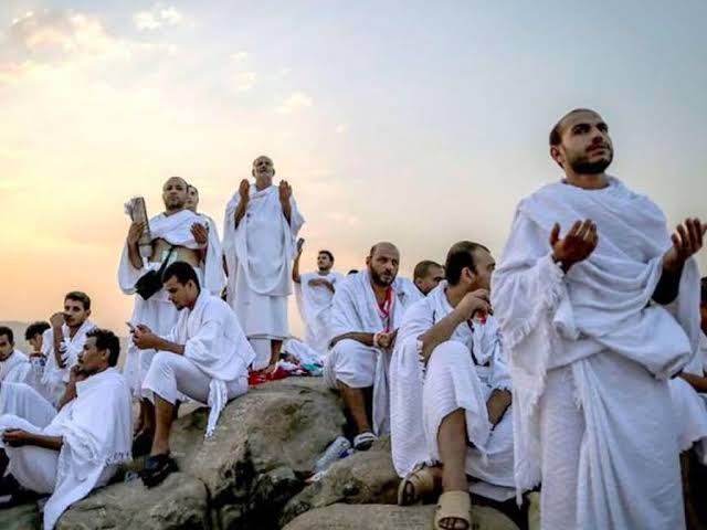 50 ألف ريال غرامة مالية بحق الوافد الذي يتأخر عن المغادرة عقب انتهاء صلاحية تأشيرة الدخول الممنوحة له