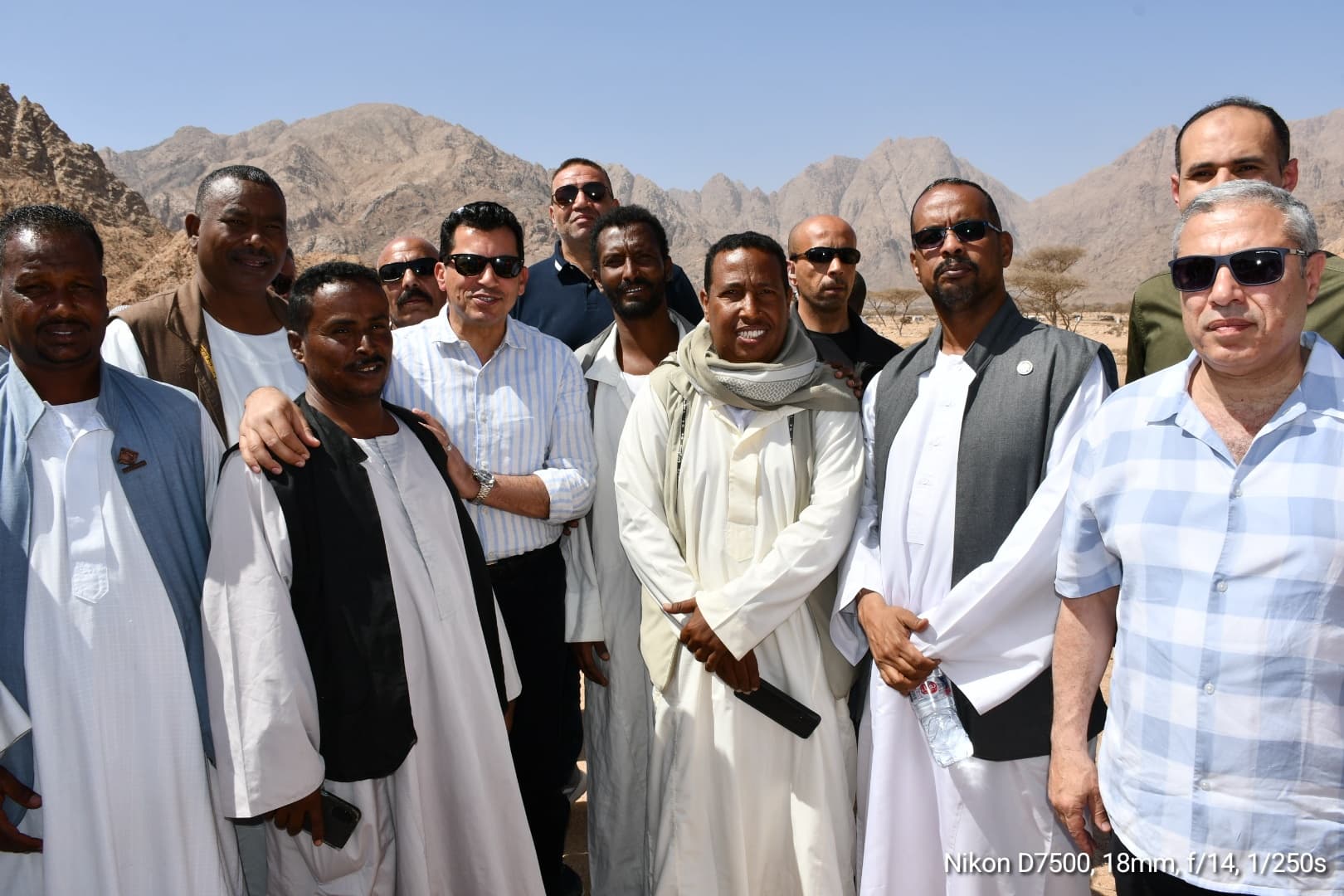 وزير الشباب والرياضة يزور المشاركين بمعسكر يلا كامب بمحمية جبل علبه