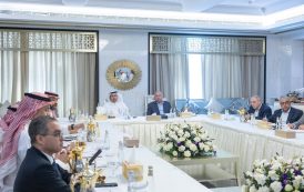 وزيرا النقل المصرى والسعودي يتفقدان مشروع نيوم.. ويشاهدان عرضًا تقديميًا عن المشروع وأهدافه