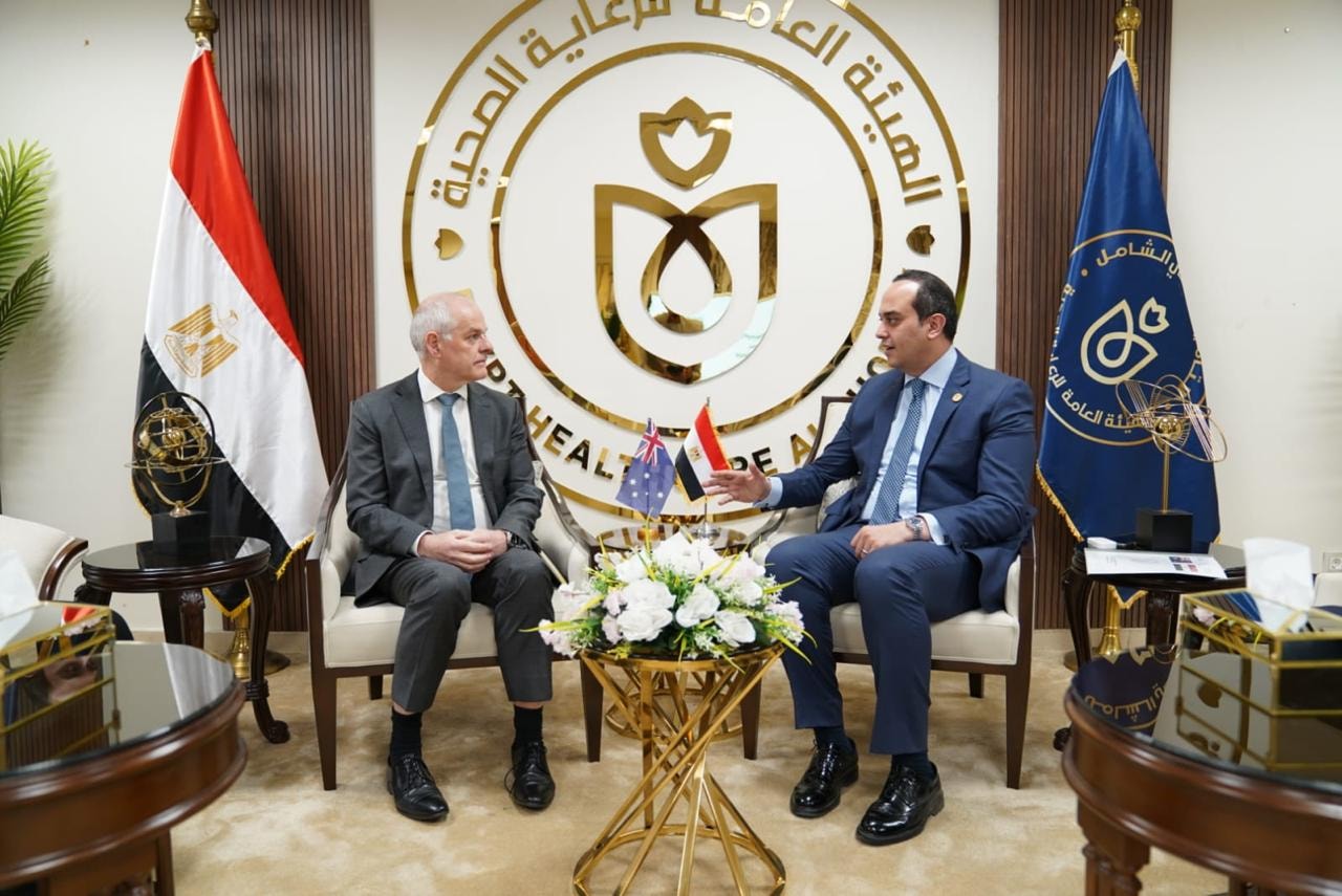 السبكى وسفير استراليا يبحثان سبل تعزيز التعاون بين الجانبين في مجالات الرعاية الصحية