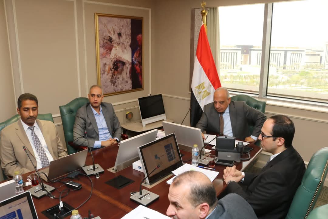 عصمت يتابع مع شركة 