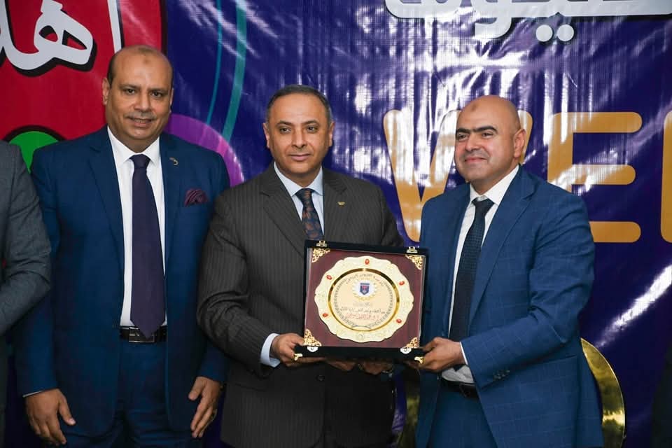 رئيس نادي 6 أكتوبر الرياضي يكرّم رئيس الاتحاد المصري للتايكوندو