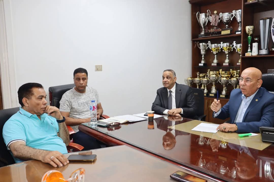 اتحاد الكاراتيه يعقد اجتماعًا مع الجهاز الفني لمنتخب مصر للكبار لبحث خطة المشاركات الدولية
