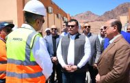وزير الإسكان يبدأ جولة بمشروع تطوير موقع 