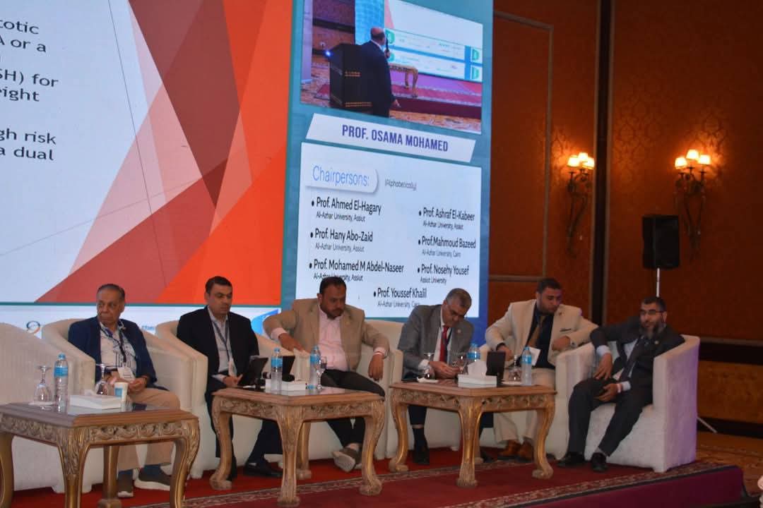7 توصيات بمؤتمر أمراض الباطنة الرابع بطب الأزهر بأسيوط