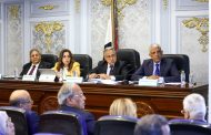 عوض: نولي اهتمامًا كبيرًا لتشجيع الإستثمار ودعم دور القطاع الخاص في مشروعات البنية التحتية